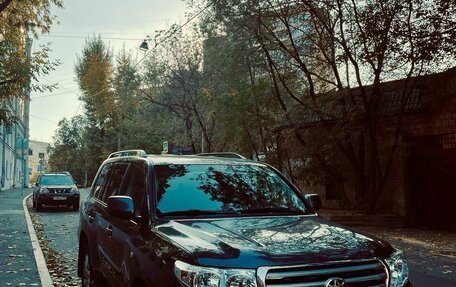 Toyota Land Cruiser 200, 2011 год, 5 000 000 рублей, 2 фотография