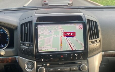 Toyota Land Cruiser 200, 2011 год, 5 000 000 рублей, 10 фотография