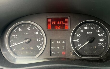 Renault Sandero I, 2012 год, 495 000 рублей, 8 фотография