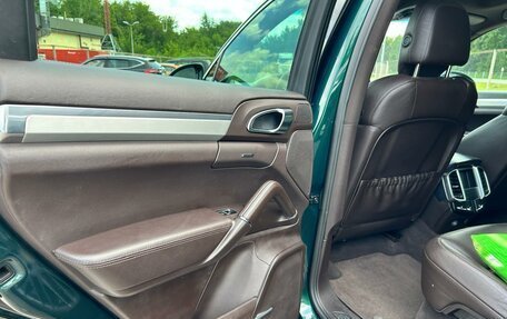 Porsche Cayenne III, 2010 год, 2 000 000 рублей, 9 фотография