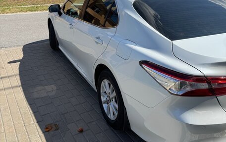 Toyota Camry, 2020 год, 2 730 000 рублей, 2 фотография