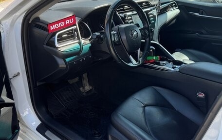 Toyota Camry, 2020 год, 2 730 000 рублей, 9 фотография