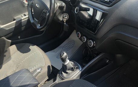 KIA Rio III рестайлинг, 2017 год, 894 000 рублей, 13 фотография