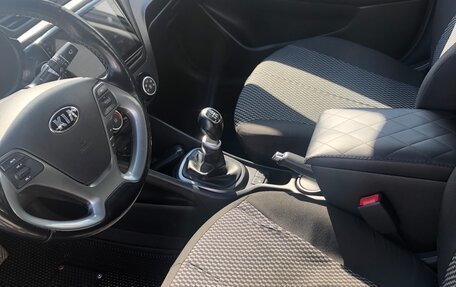 KIA Rio III рестайлинг, 2017 год, 894 000 рублей, 10 фотография