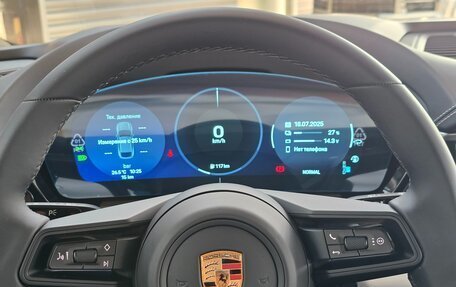 Porsche Macan, 2025 год, 13 790 000 рублей, 15 фотография