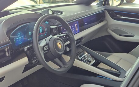 Porsche Macan, 2025 год, 13 790 000 рублей, 11 фотография