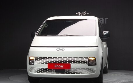 Hyundai Staria, 2021 год, 1 890 000 рублей, 3 фотография
