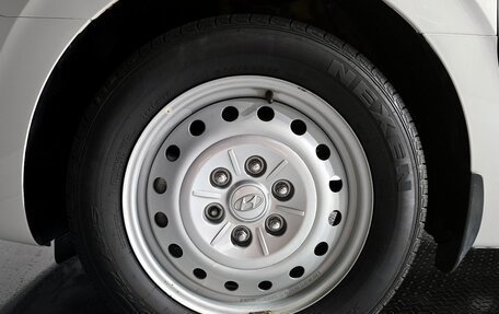Hyundai Staria, 2021 год, 1 890 000 рублей, 6 фотография