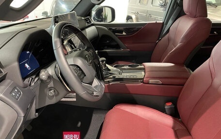 Lexus LX, 2025 год, 13 990 000 рублей, 8 фотография