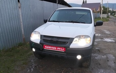 Chevrolet Niva I рестайлинг, 2019 год, 800 000 рублей, 1 фотография