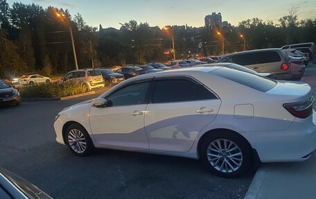 Toyota Camry, 2015 год, 1 800 000 рублей, 10 фотография