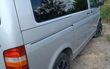 Volkswagen Transporter T5 рестайлинг, 2008 год, 1 600 000 рублей, 2 фотография