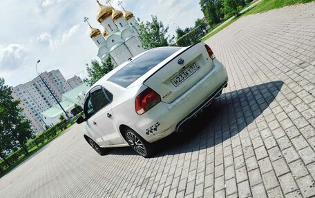 Volkswagen Polo VI (EU Market), 2013 год, 435 000 рублей, 2 фотография