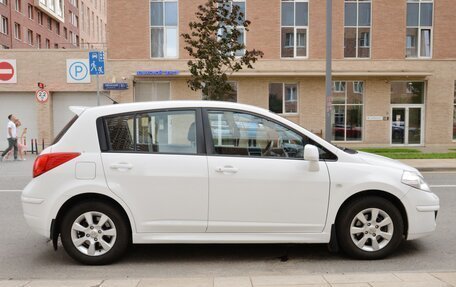 Nissan Tiida, 2012 год, 850 000 рублей, 2 фотография