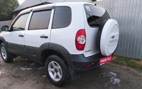 Chevrolet Niva I рестайлинг, 2019 год, 800 000 рублей, 4 фотография