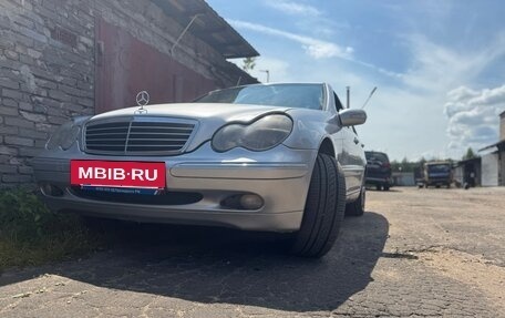 Mercedes-Benz C-Класс, 2002 год, 630 000 рублей, 2 фотография