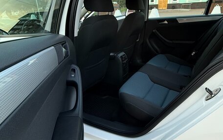 Volkswagen Jetta VI, 2013 год, 1 100 000 рублей, 6 фотография