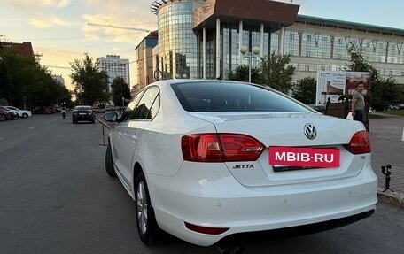 Volkswagen Jetta VI, 2013 год, 1 100 000 рублей, 3 фотография