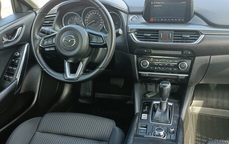 Mazda 6, 2017 год, 1 840 000 рублей, 6 фотография