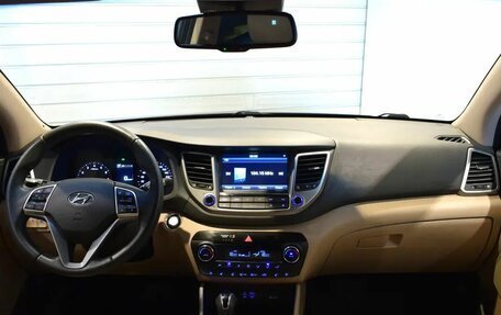 Hyundai Tucson III, 2017 год, 1 799 000 рублей, 5 фотография