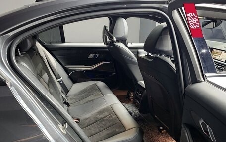 BMW 3 серия, 2021 год, 2 420 000 рублей, 13 фотография