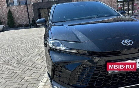 Toyota Camry, 2024 год, 3 450 000 рублей, 4 фотография