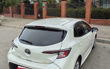 Toyota Corolla, 2022 год, 1 670 000 рублей, 2 фотография