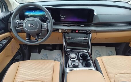 KIA Carnival, 2022 год, 3 580 000 рублей, 10 фотография