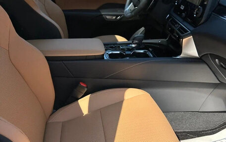 Lexus RX IV рестайлинг, 2025 год, 6 620 000 рублей, 6 фотография