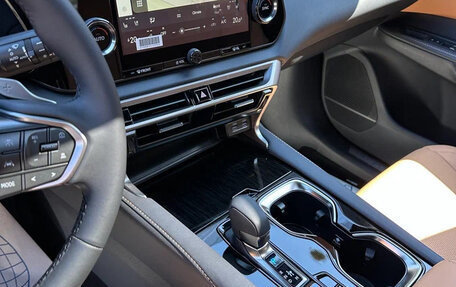 Lexus RX IV рестайлинг, 2025 год, 6 620 000 рублей, 18 фотография