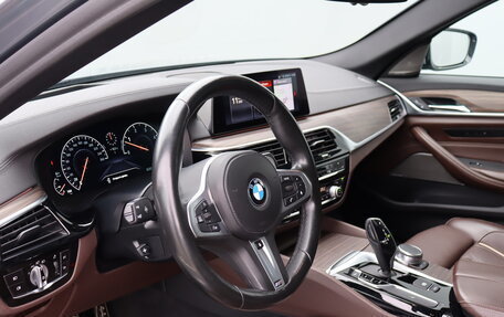 BMW 5 серия, 2018 год, 4 390 000 рублей, 9 фотография