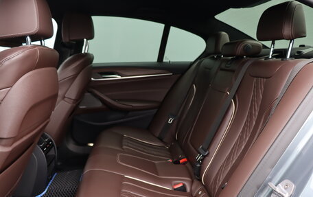 BMW 5 серия, 2018 год, 4 390 000 рублей, 7 фотография