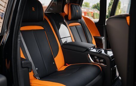Rolls-Royce Cullinan, 2025 год, 75 000 000 рублей, 7 фотография