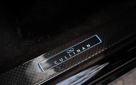 Rolls-Royce Cullinan, 2025 год, 75 000 000 рублей, 26 фотография