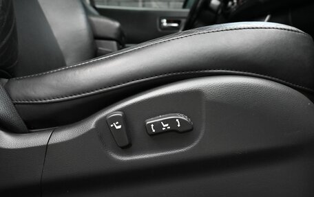 Infiniti FX I, 2006 год, 1 300 000 рублей, 26 фотография