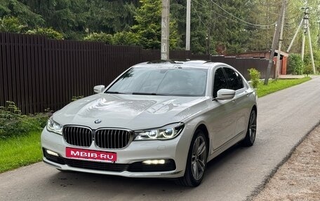 BMW 7 серия, 2016 год, 3 390 000 рублей, 3 фотография