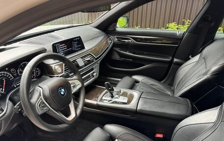 BMW 7 серия, 2016 год, 3 390 000 рублей, 14 фотография