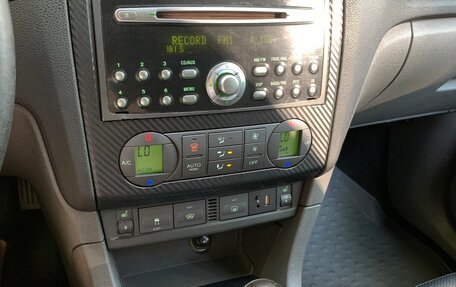 Ford Focus II рестайлинг, 2005 год, 440 000 рублей, 14 фотография