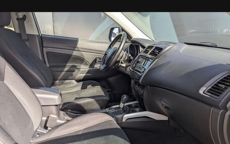 Mitsubishi ASX I рестайлинг, 2013 год, 950 000 рублей, 10 фотография
