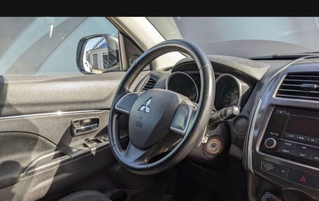 Mitsubishi ASX I рестайлинг, 2013 год, 950 000 рублей, 11 фотография