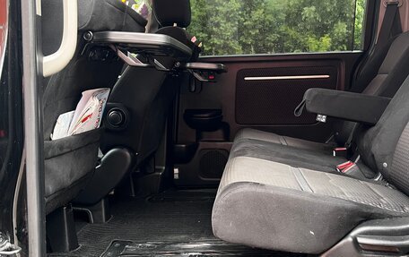 Honda Stepwgn IV, 2017 год, 1 850 000 рублей, 15 фотография