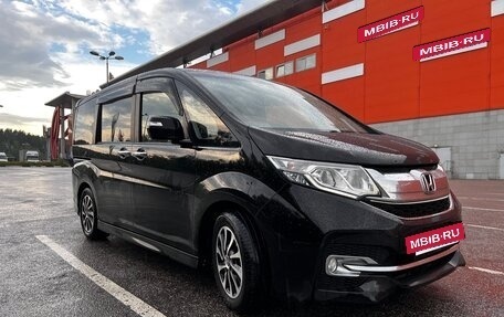 Honda Stepwgn IV, 2017 год, 1 850 000 рублей, 6 фотография