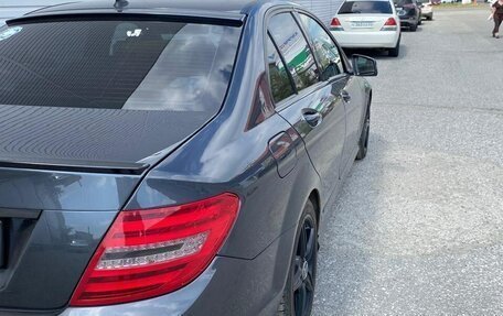 Mercedes-Benz C-Класс, 2011 год, 1 500 000 рублей, 3 фотография