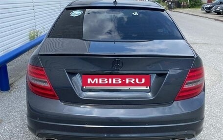 Mercedes-Benz C-Класс, 2011 год, 1 500 000 рублей, 5 фотография
