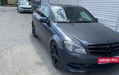 Mercedes-Benz C-Класс, 2011 год, 1 500 000 рублей, 7 фотография