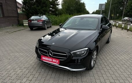 Mercedes-Benz E-Класс, 2021 год, 2 890 000 рублей, 5 фотография