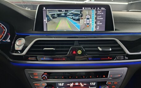 BMW 7 серия, 2022 год, 7 220 000 рублей, 11 фотография