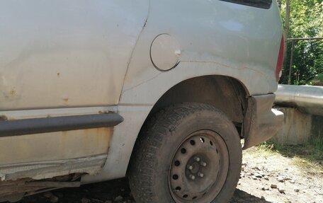 Dodge Caravan III, 2000 год, 180 000 рублей, 3 фотография