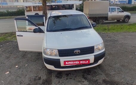 Toyota Probox I, 2007 год, 630 000 рублей, 2 фотография