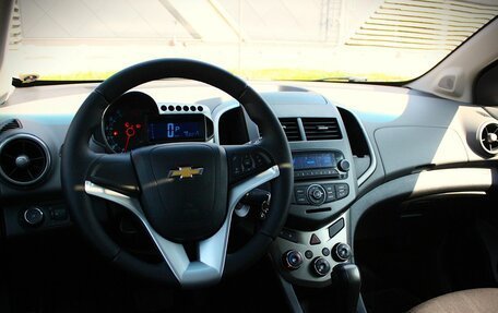 Chevrolet Aveo III, 2013 год, 598 000 рублей, 10 фотография
